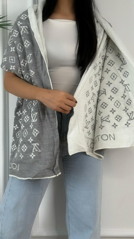 شعار صغير / رمادي و ابيض